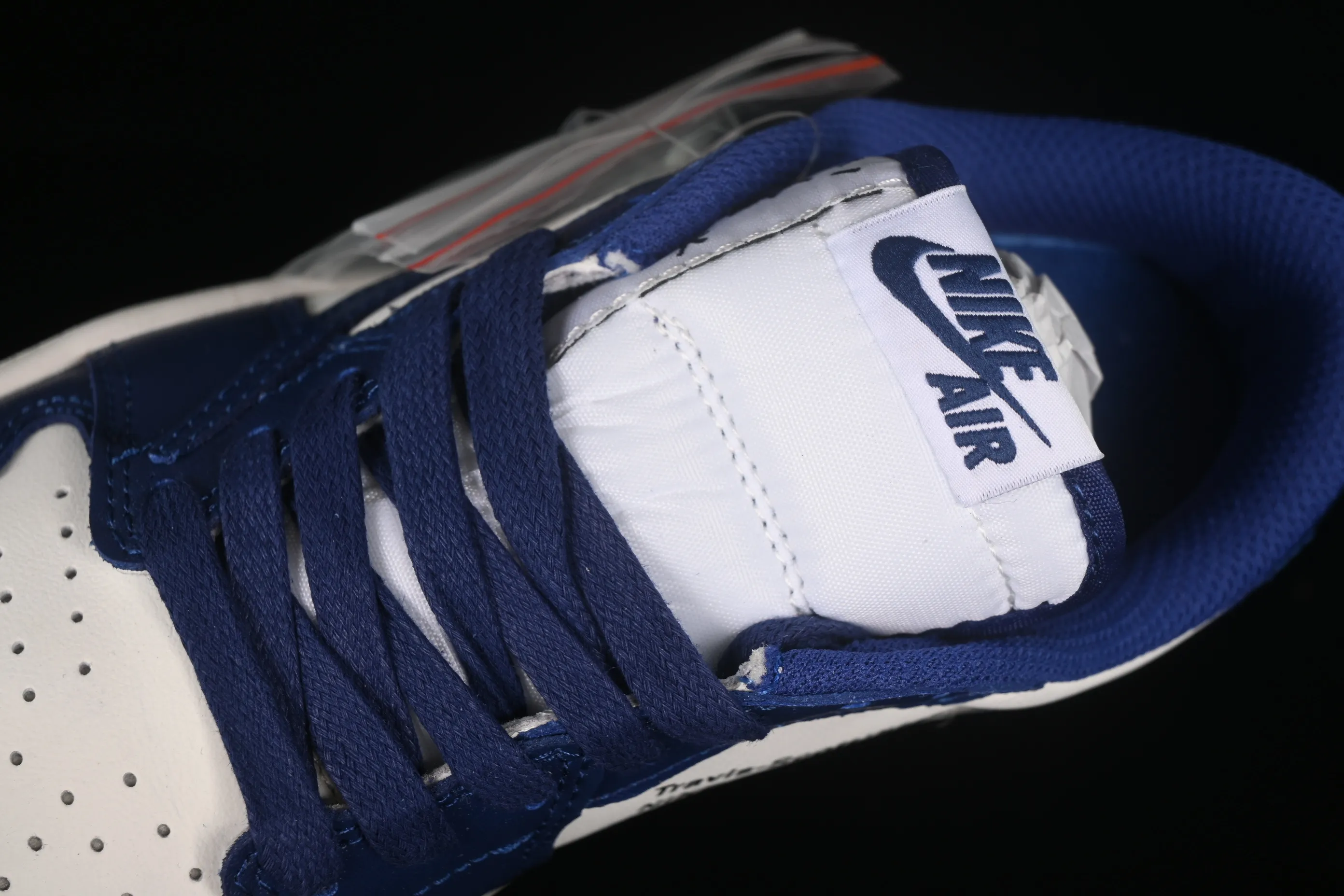 All categories Air Jordan Jordan series basketball shoes Air Jordan 1 Low Travis Scott x Air Jordan 1 Low OG AJ1 Joe 1 undercut low top DM7890-101